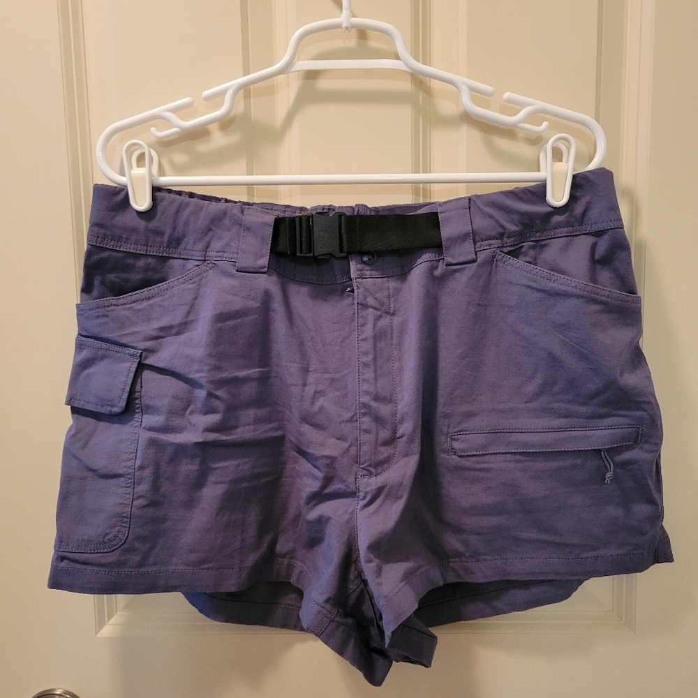 Mountain Hardwear Cascade Pass™ Shorts in Blue Size 14